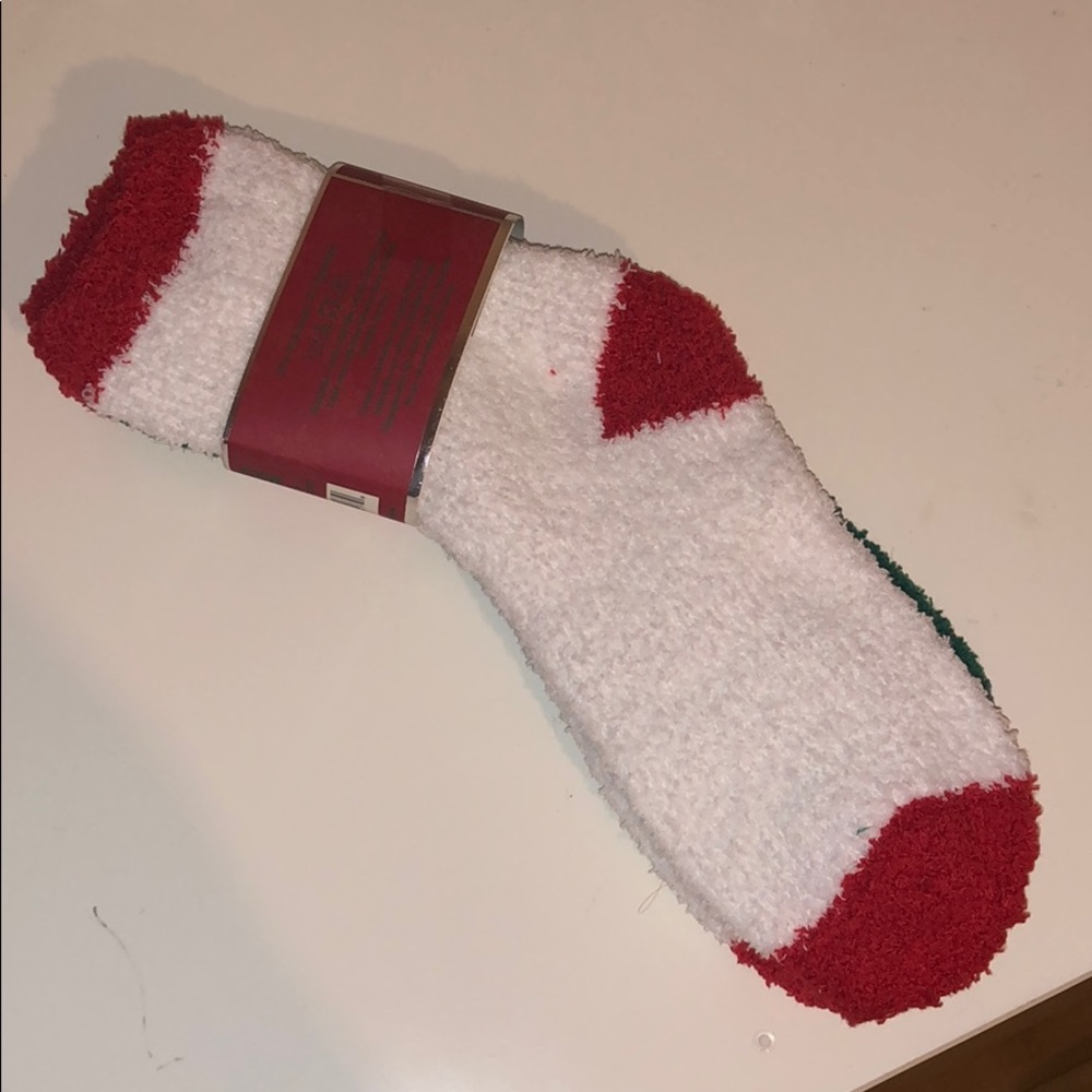 Fuzzy socks - Picture 3 of 5